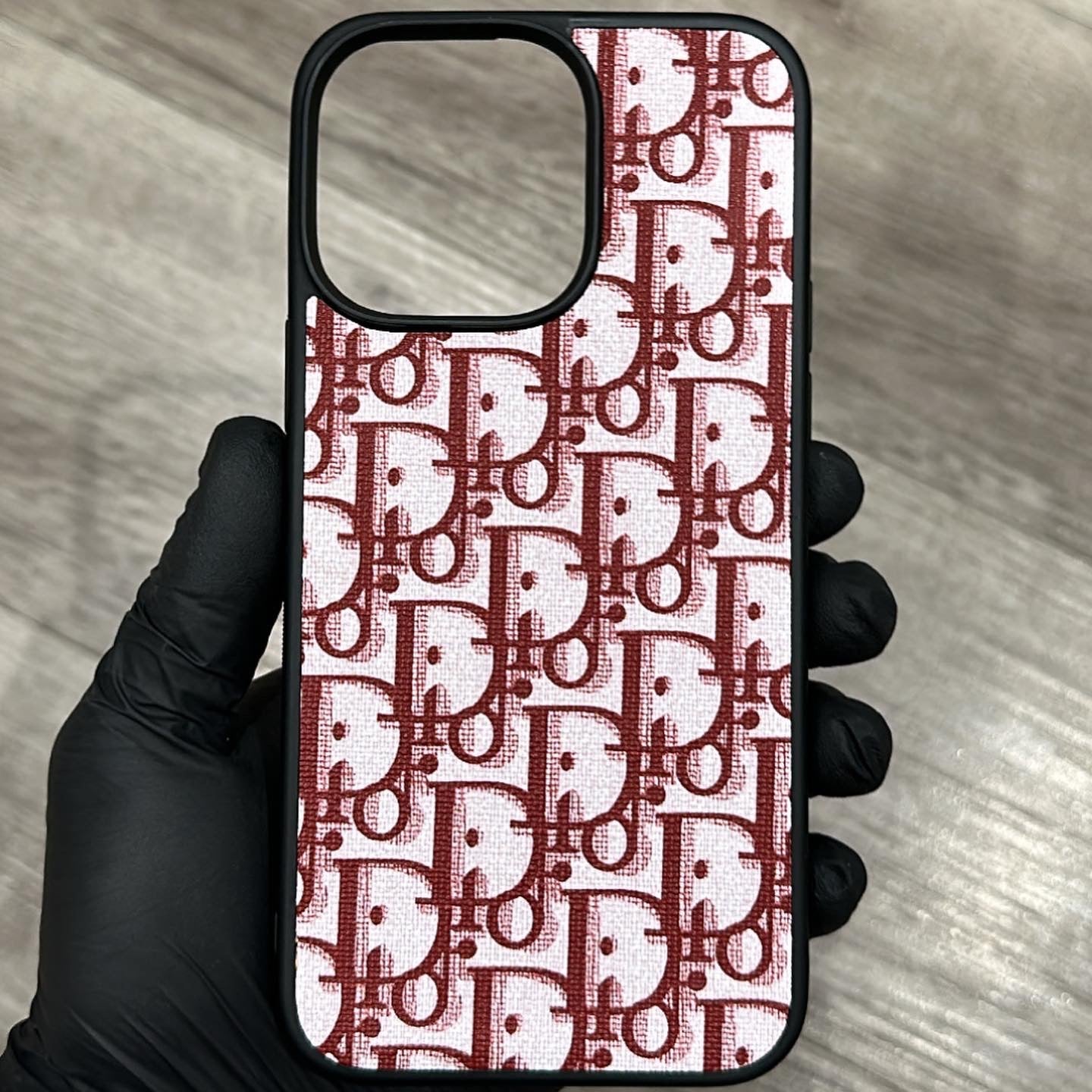 Red/White Mono