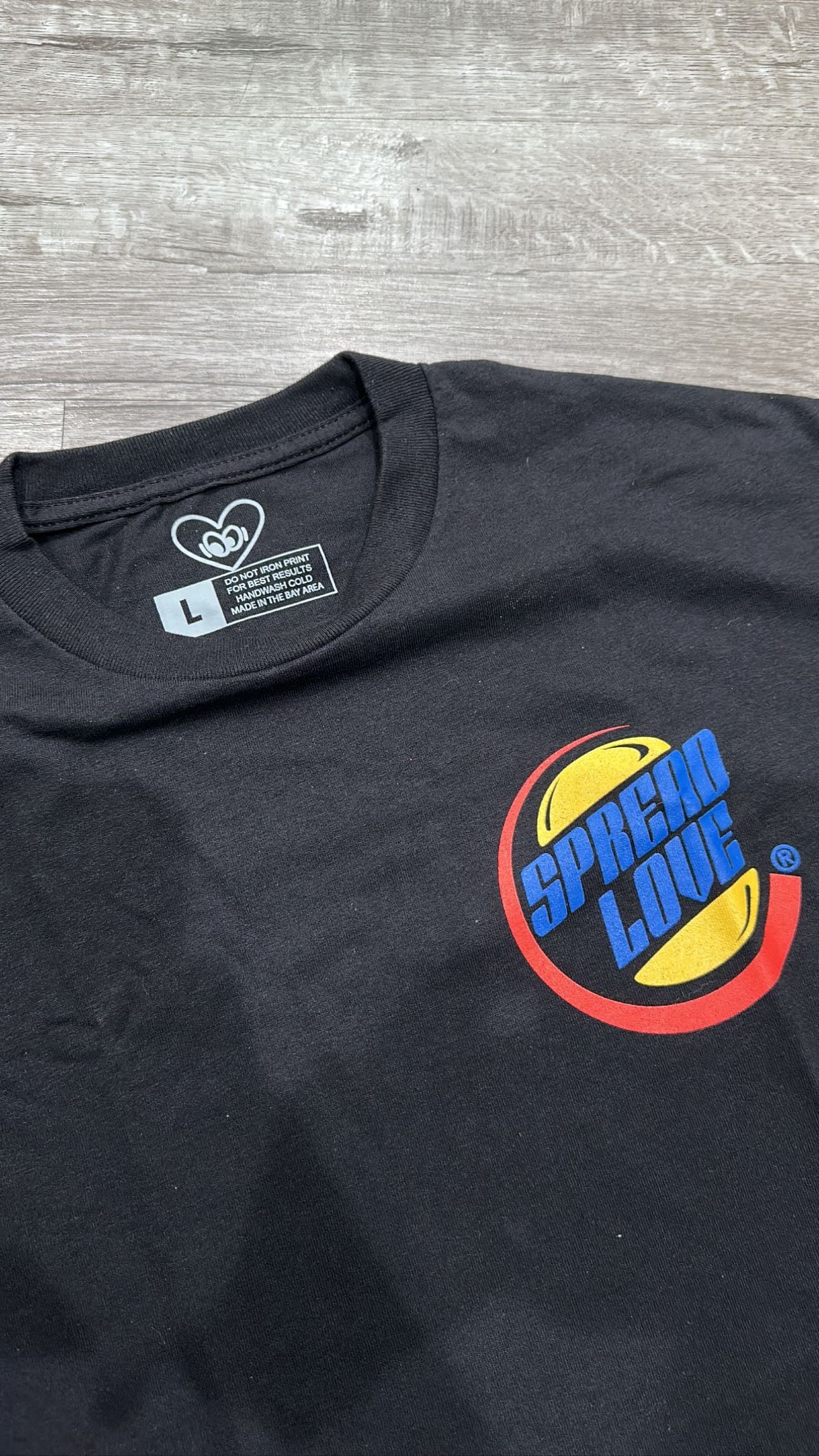 Spread love T-shirt